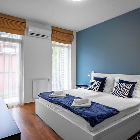 Mf Villa Azur Wellness Apartment Siófok Eksteriør billede