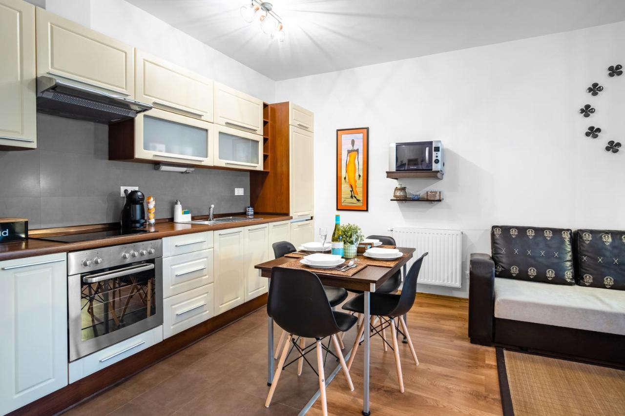 Mf Villa Azur Wellness Apartment Siófok Eksteriør billede