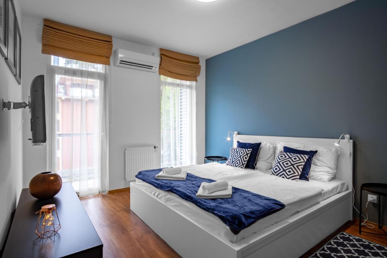 Mf Villa Azur Wellness Apartment Siófok Eksteriør billede